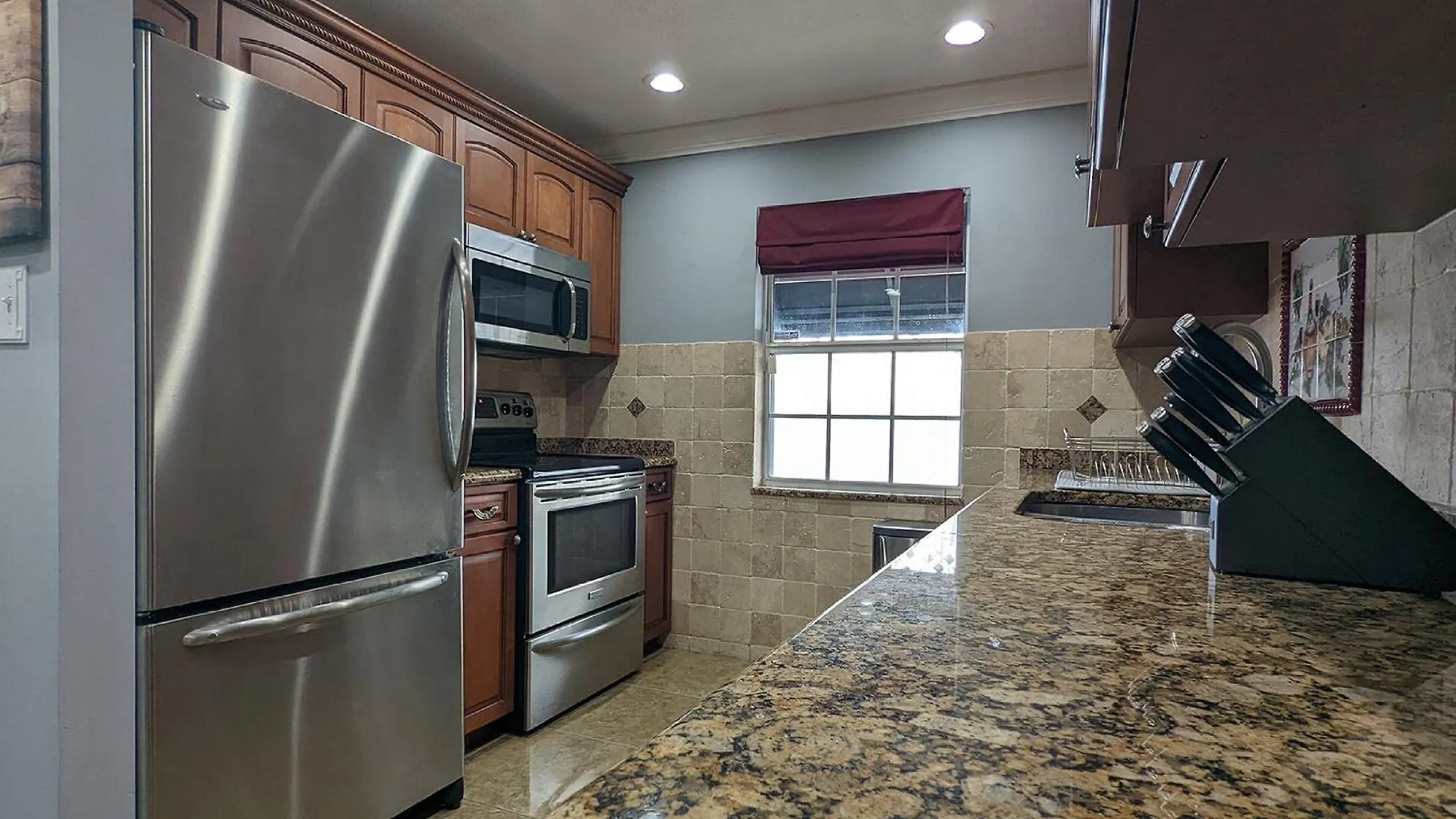 Property In Westershore Tampa Near Tpa Airport 0*,